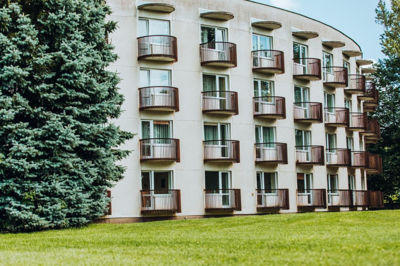 Hotel Poilsio Namai "Vyturys" à Palanga Extérieur photo