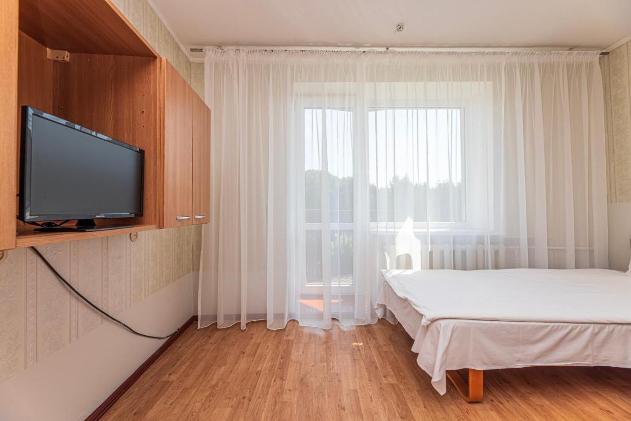 Hotel Poilsio Namai "Vyturys" à Palanga Extérieur photo