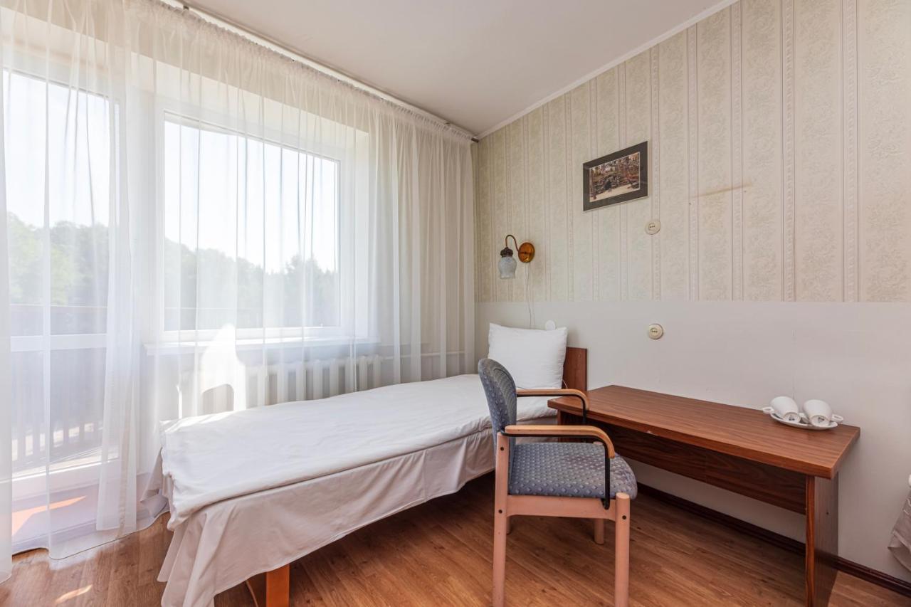 Hotel Poilsio Namai "Vyturys" à Palanga Extérieur photo