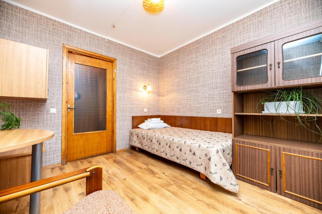 Hotel Poilsio Namai "Vyturys" à Palanga Extérieur photo